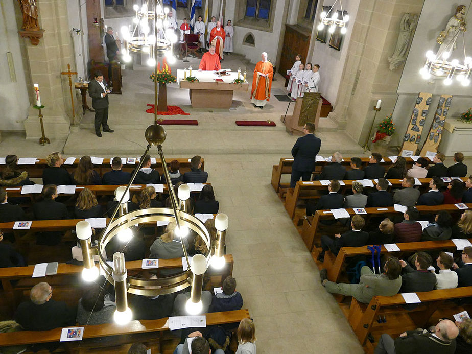 Firmung 2017 in Naumburg (Foto: Karl-Franz Thiede)